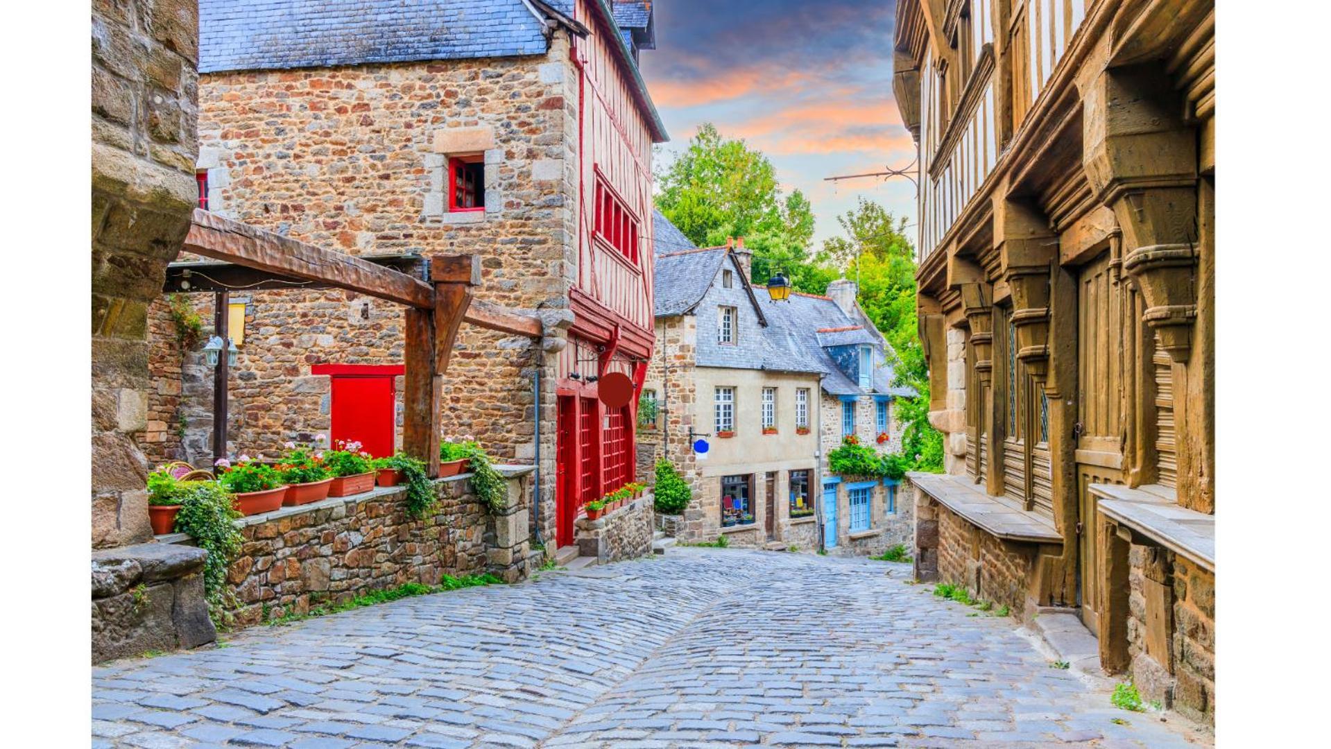 Demeures & Chateaux - Hotel De La Porte Saint-Malo Dinan Exterior photo