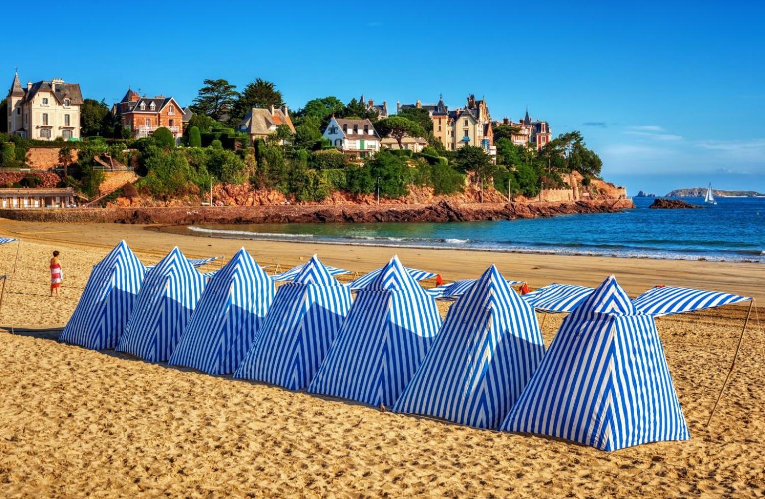 Demeures & Chateaux - Hotel De La Porte Saint-Malo Dinan Exterior photo